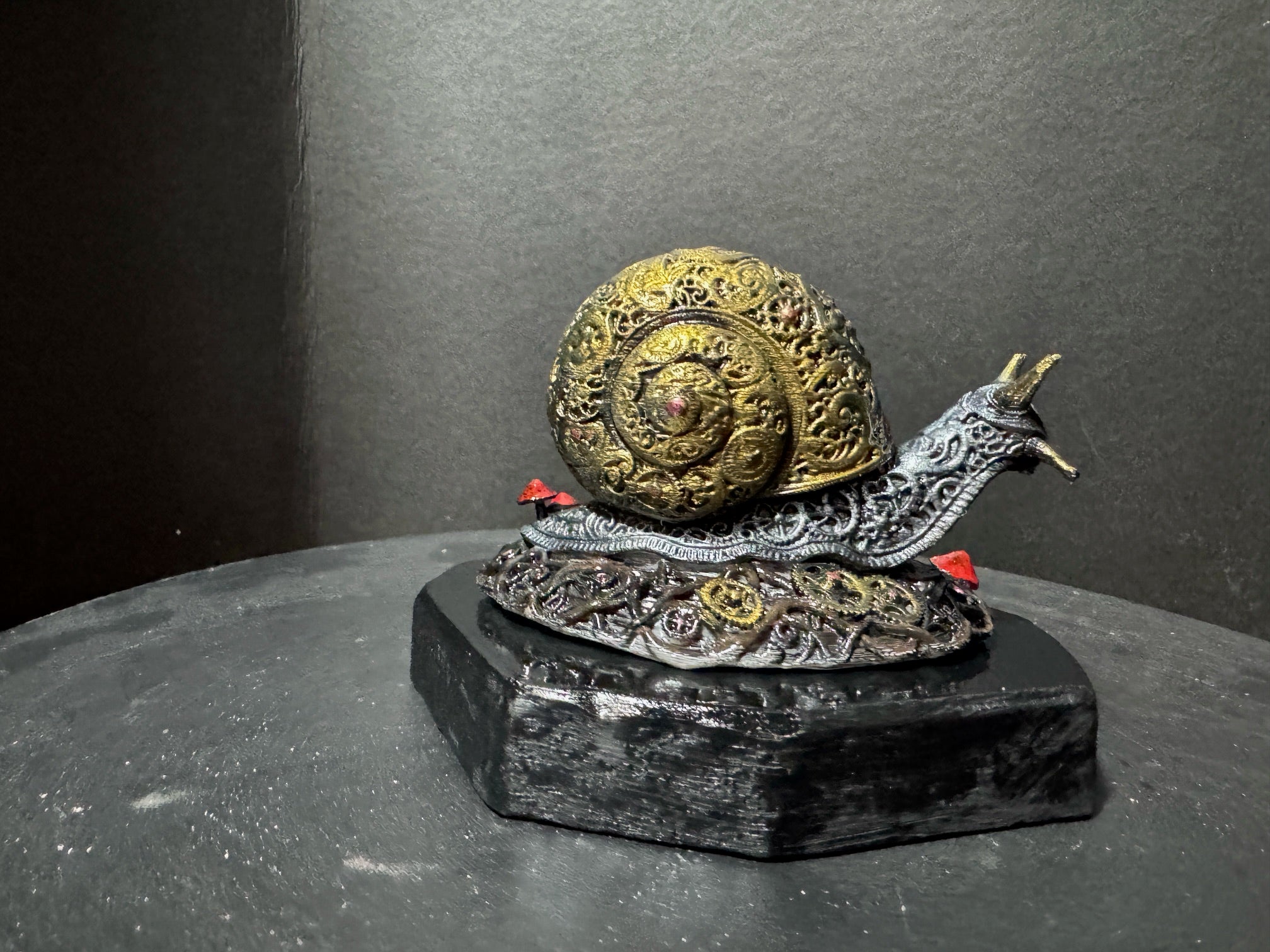 Forest Guardian Snail - side view showing full profile