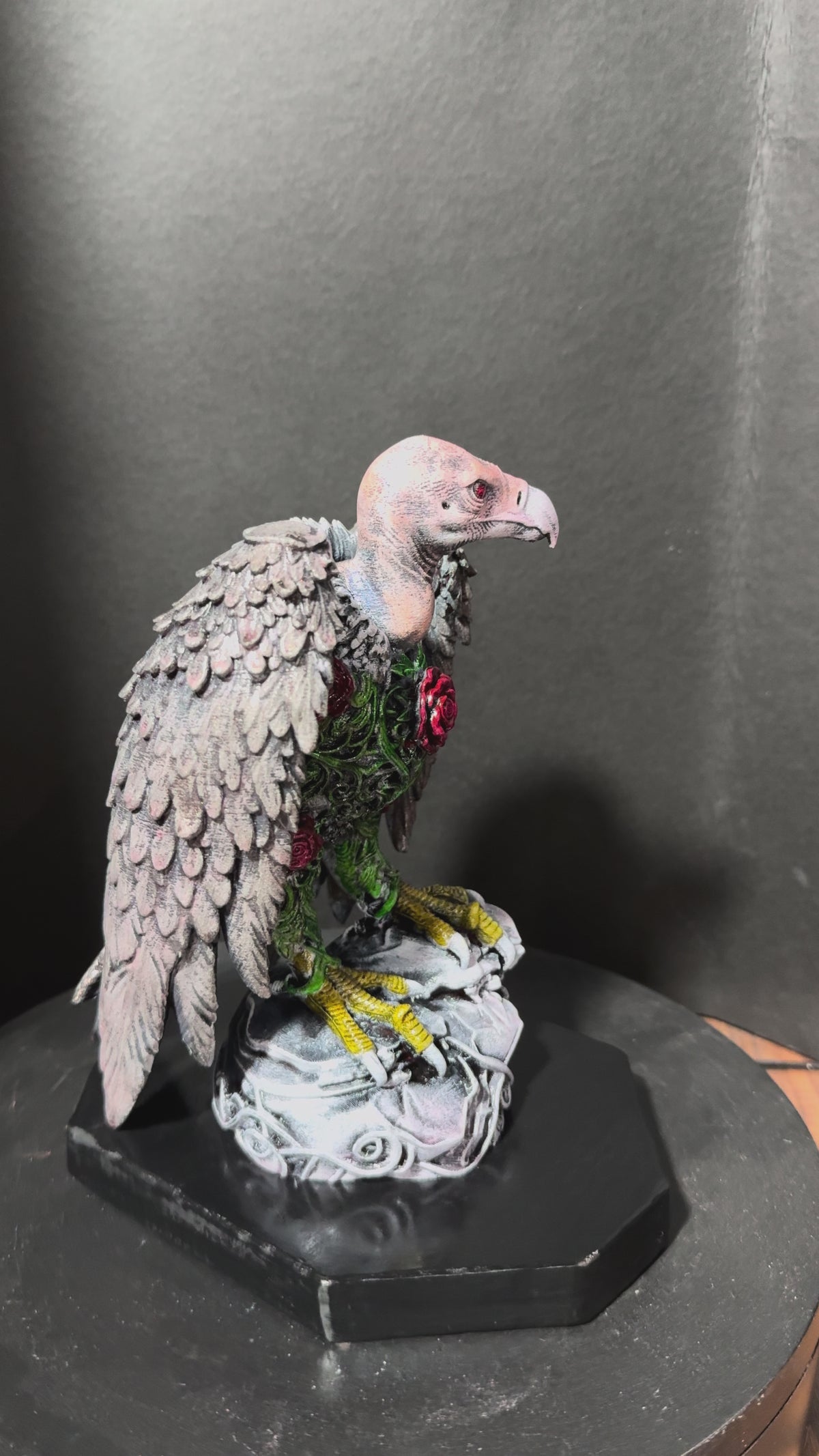 The Ossuary Rose – Hand-Finished Vulture Statue